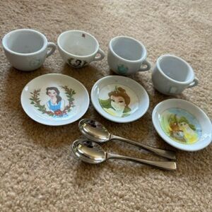 Disney Tea Set Miscellaneous Piece Set